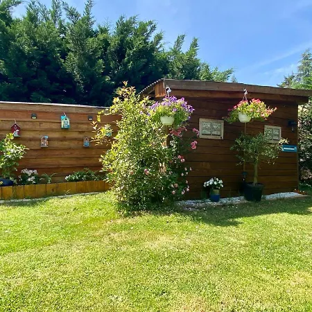 Guest house Le Petit Au Coeur De - Parking Prive - Piscine Chauffee - Et Massages 3*