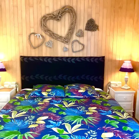 Gasthof Le Petit Au Coeur De - Parking Prive - Piscine Chauffee - Et Massages 4*