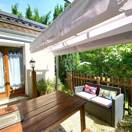 Le Petit Au Cœur De - Parking Privé - Piscine Chauffée - Et Massages Sarlat