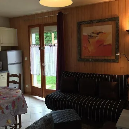 Le Petit Au Coeur De - Parking Prive - Piscine Chauffee - Et Massages 4*