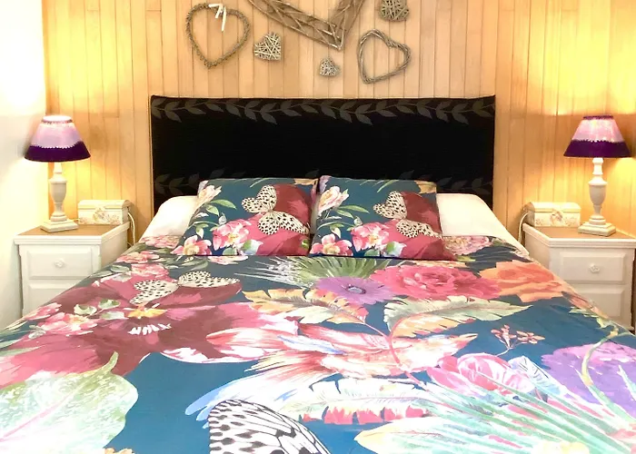 Le Petit Au Cœur De - Parking Privé - Piscine Chauffée - Et Massages Sarlat