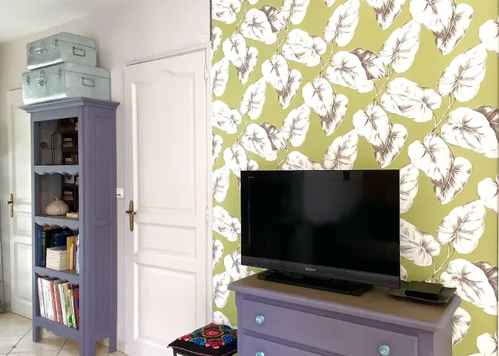 Le Petit Au Cœur De - Parking Privé - Piscine Chauffée - Et Massages Maison d'hôtes