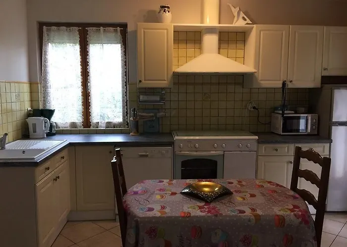 Le Petit Au Cœur De - Parking Privé - Piscine Chauffée - Et Massages Sarlat