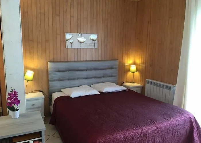 Le Petit Au Cœur De - Parking Privé - Piscine Chauffée - Et Massages Maison d'hôtes Sarlat